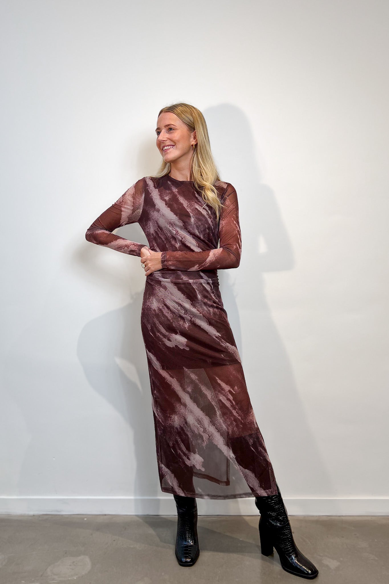 Judi Mesh Dress Bordeaux