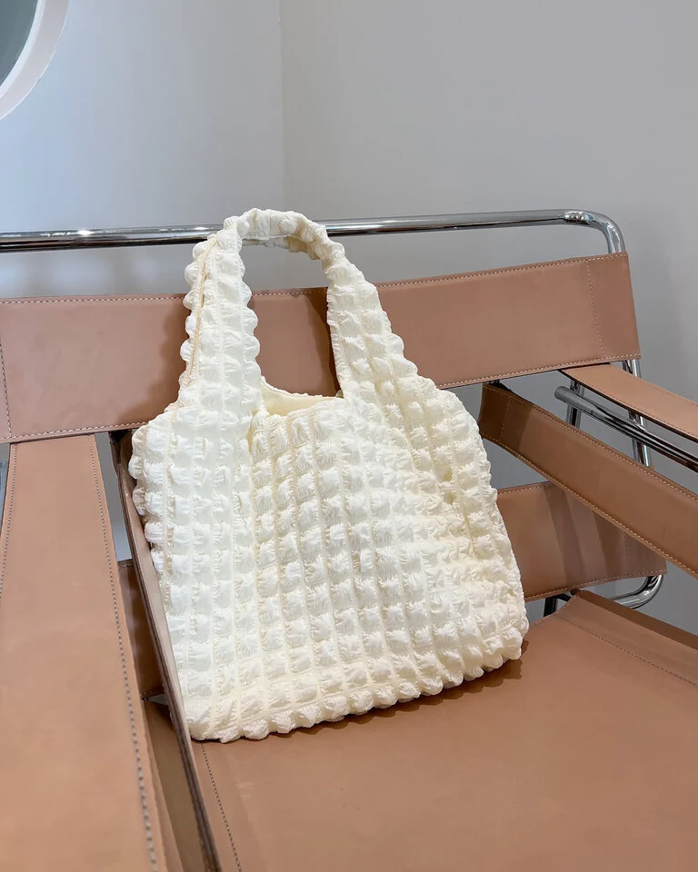 Coco Cloud Bag Large Ecru