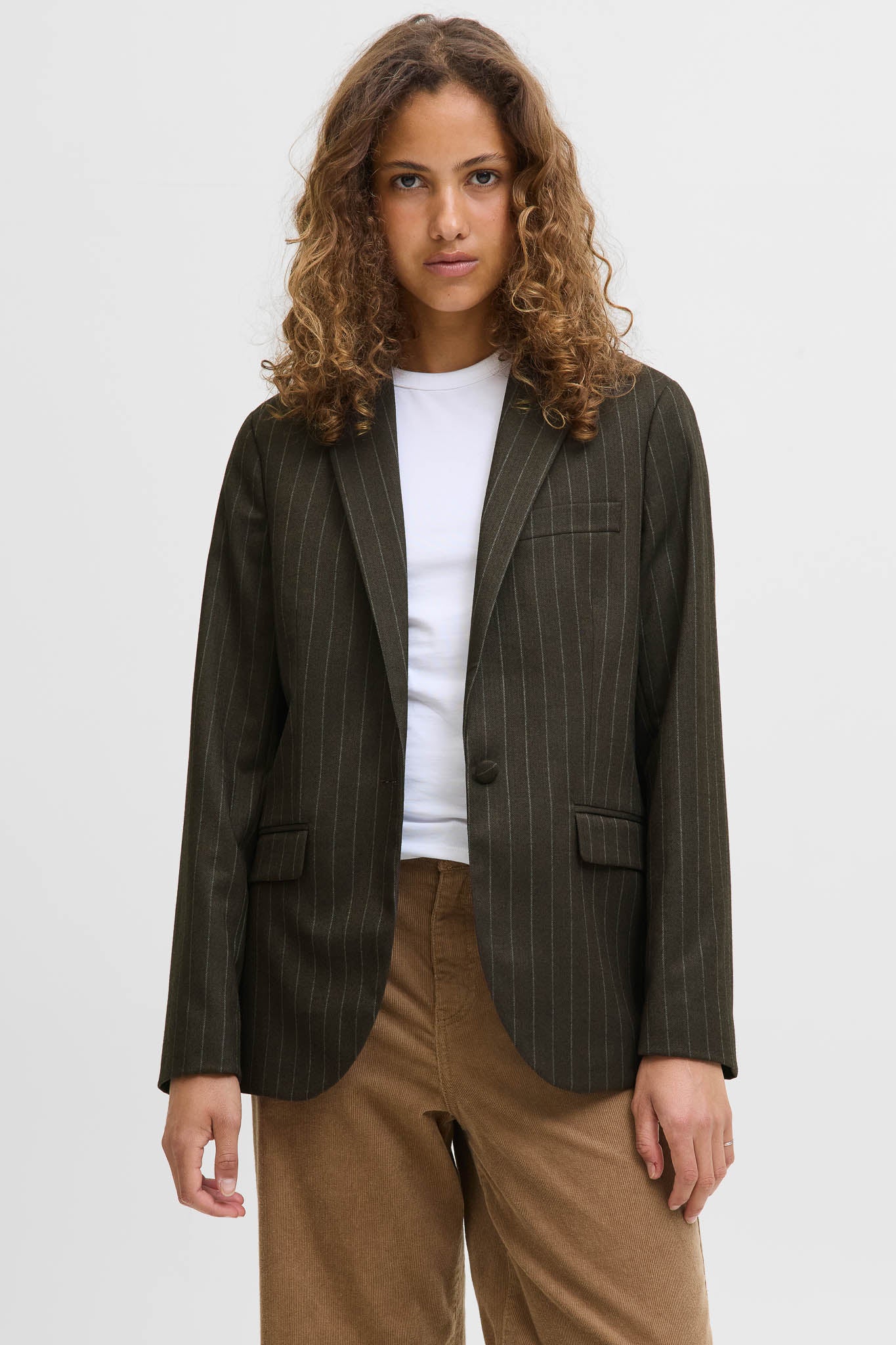 Ana Mary Blazer Bracken White