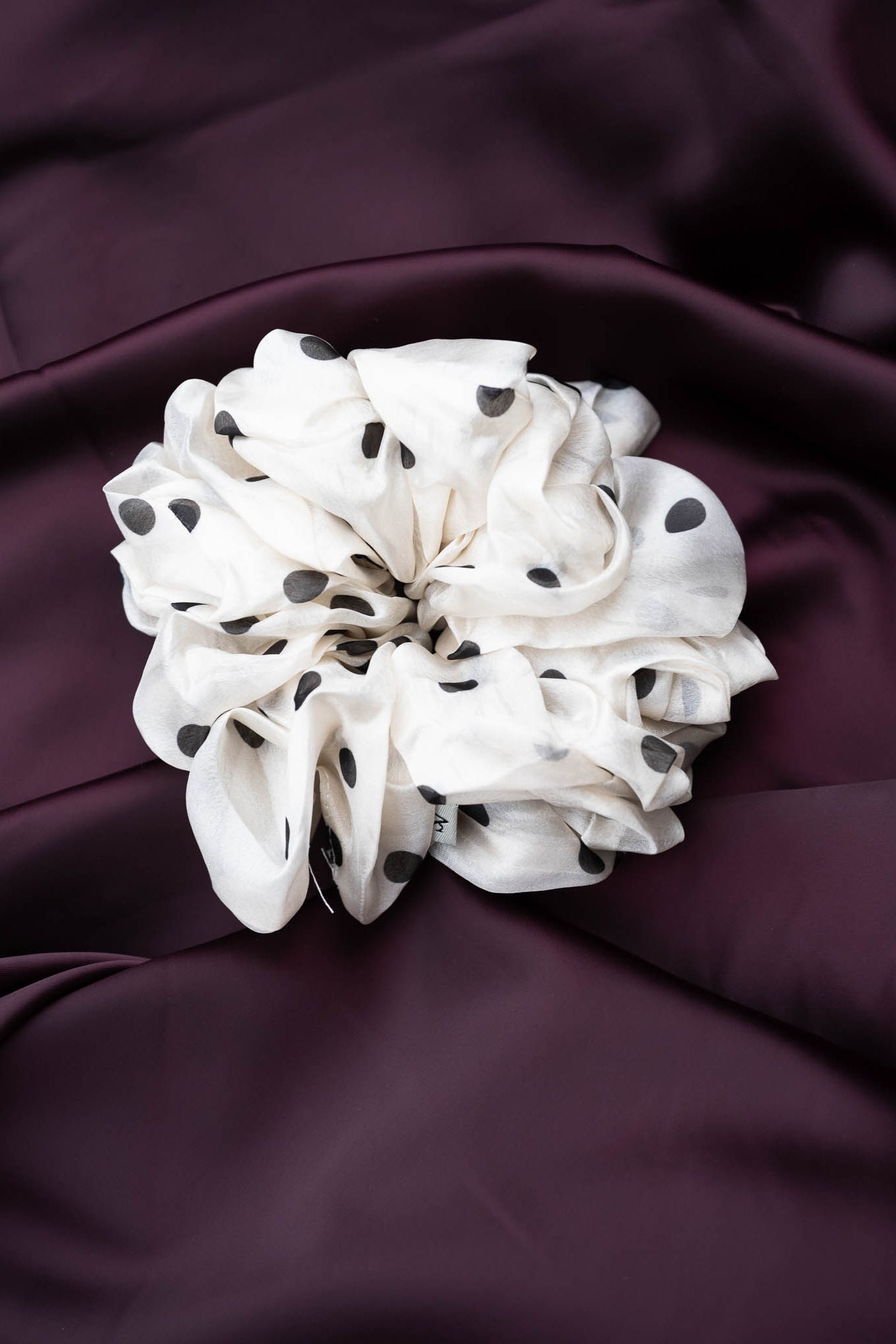 SV Lola Polkadot Scrunchie